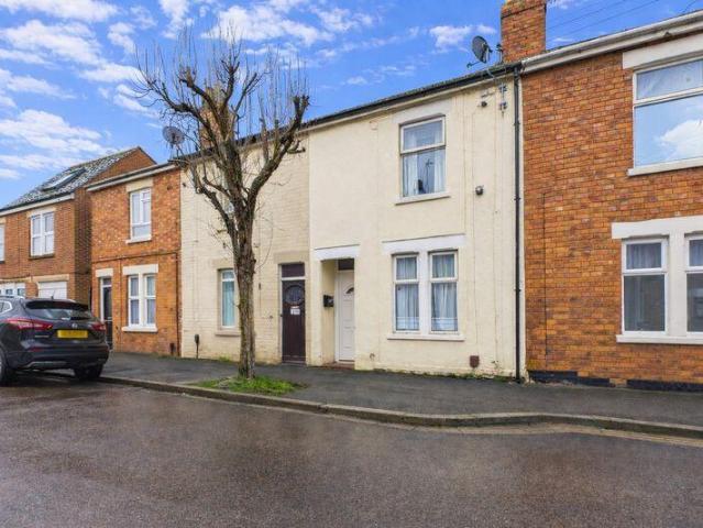Cottage for sale in Gloucester, Gloucestershire