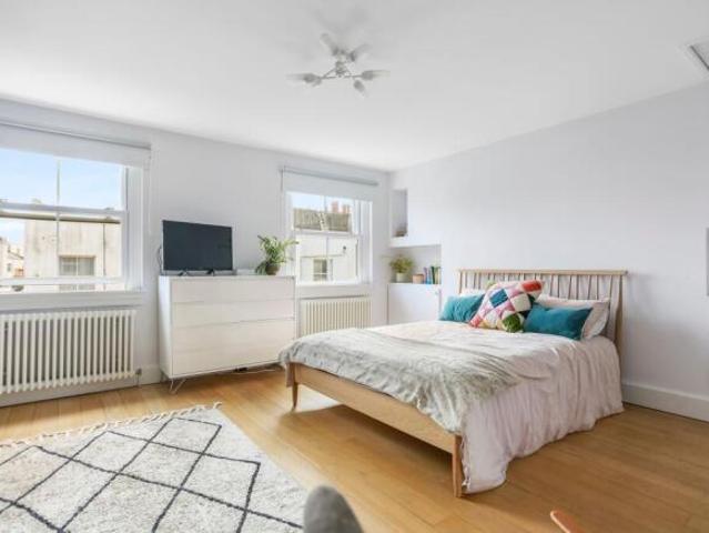 Cottage for sale in Brighton & Hove