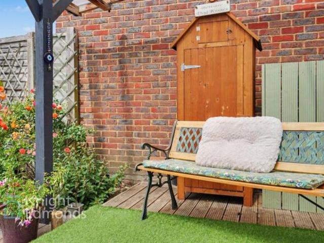 Cottage for sale in Midway, Kent