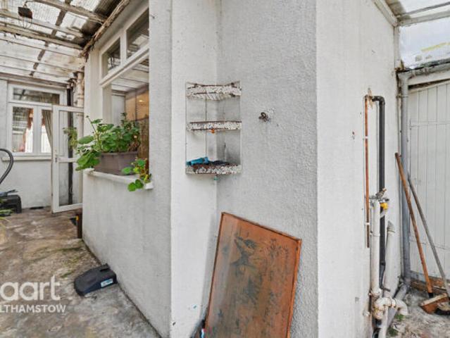 Cottage for sale in Walthamstow, Greater London