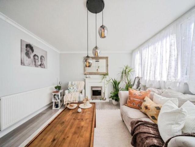 Cottage for sale in Old Bletchley, Milton Keynes