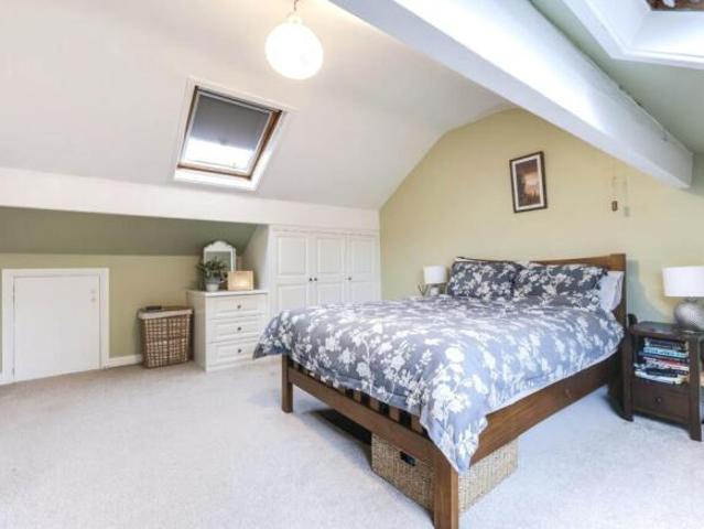 Cottage for sale in Pudsey, West Yorkshire