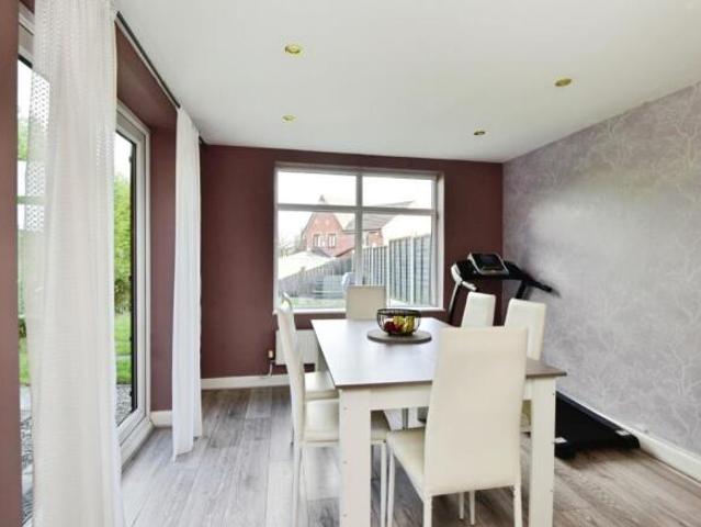 Townhouse for sale in Stoke-on-Trent