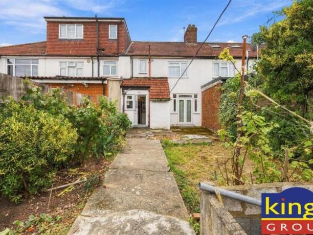 Cottage for sale in London Borough of Enfield, Greater London