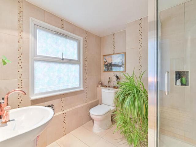 Cottage for sale in Herne Hill, Greater London