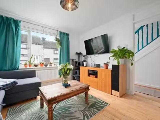 House for sale in Devonside