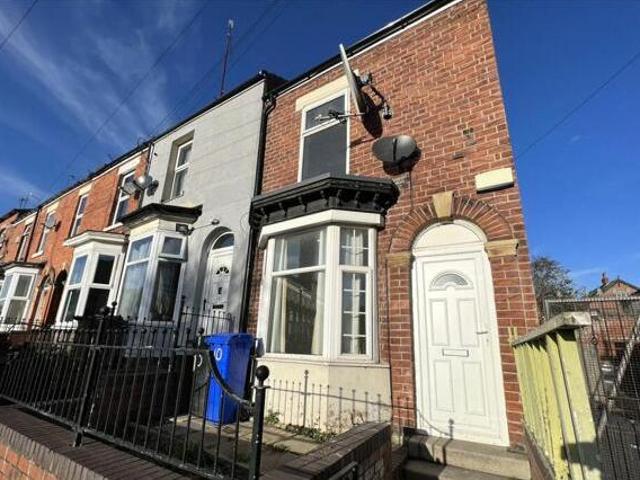 House for sale in Lowfield, South Yorkshire