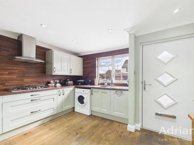 Cottage for sale in Chancellor Park, Chelmsford