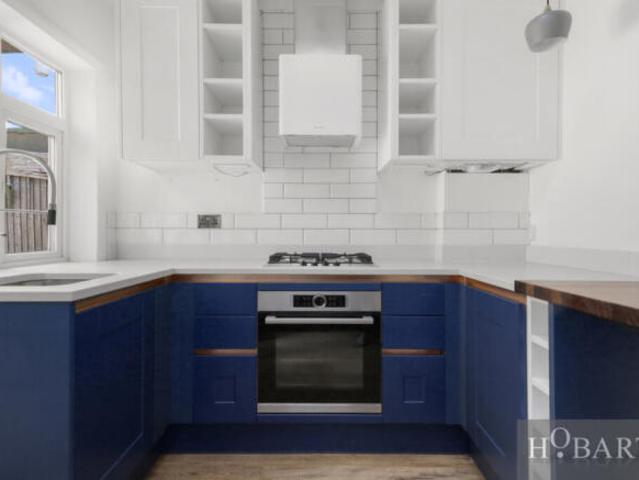 Cottage for sale in Palmers Green, Greater London