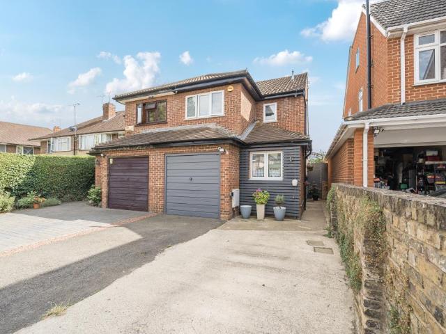 Terraced House for sale in Slough