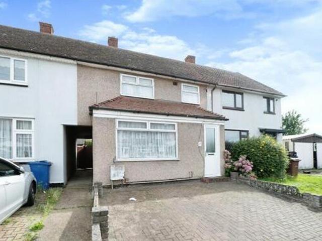 House for sale in South Ockendon, Essex