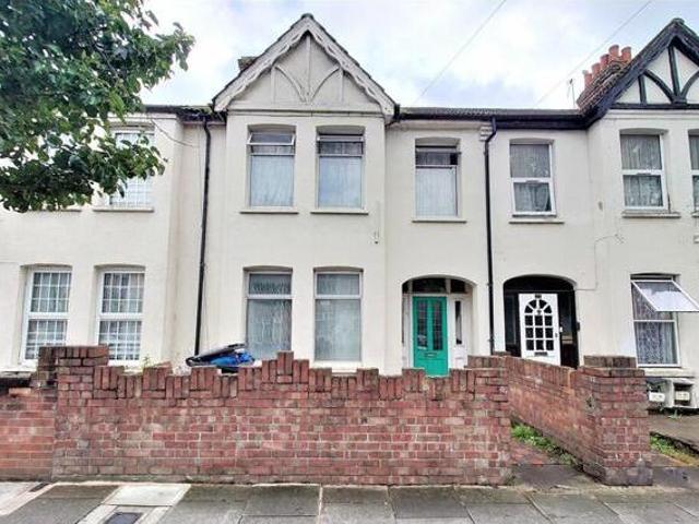 House for sale in Southall, Greater London
