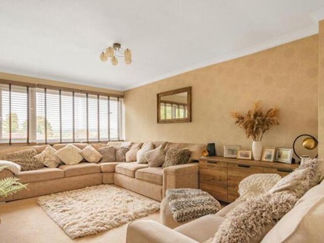 House for sale in Barton Stacey, Hampshire
