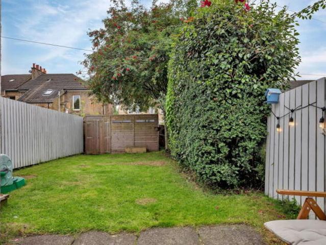 Cottage for sale in Govan, Scotland