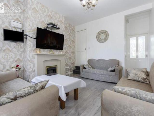 Cottage for sale in Smethwick, West Midlands