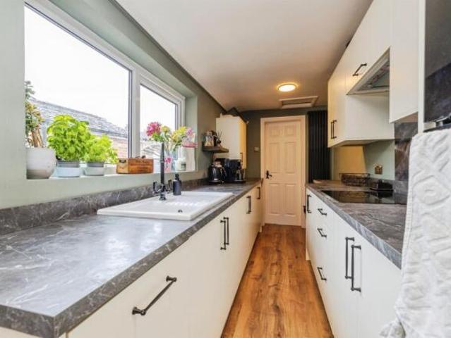 Cottage for sale in Ermine, Brayford