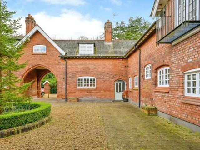 House for sale in Baswich, Staffordshire