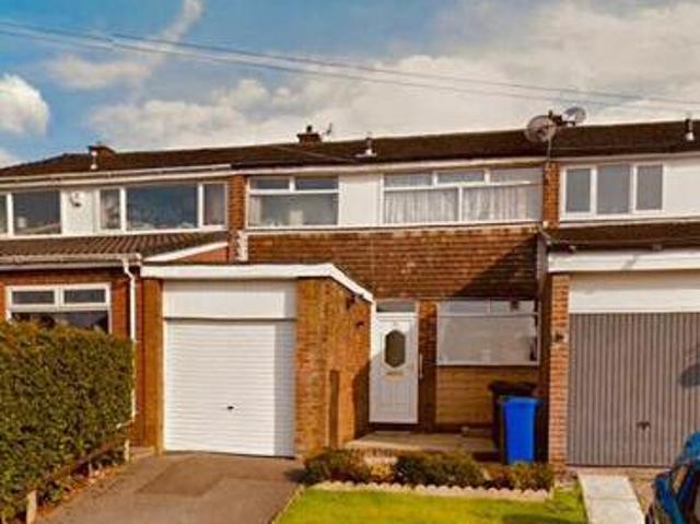 House for sale in Ashton-under-Lyne, Tameside