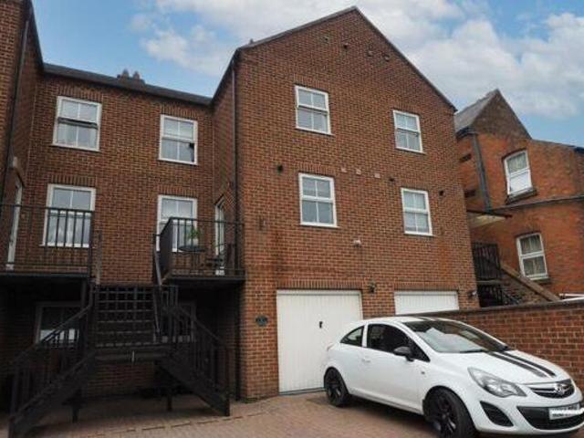 House for sale in Froggatt, East Midlands