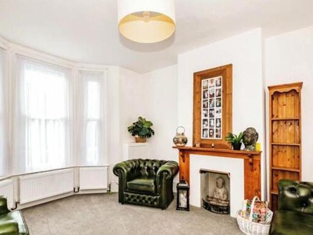 House for sale in Horsham, West Sussex