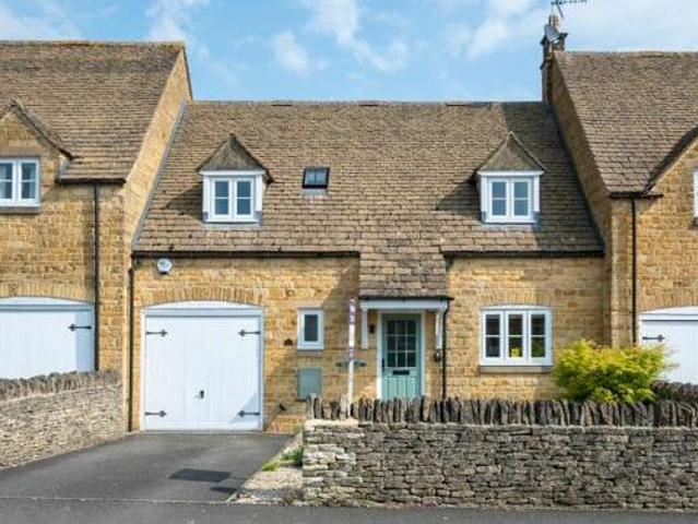 House for sale in Lyons, Greater London