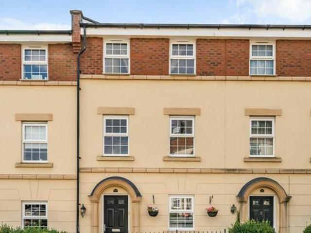House for sale in Swindon