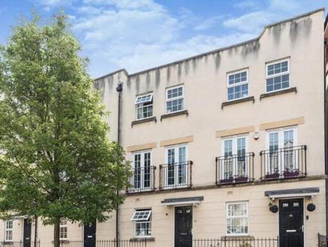 House for sale in Swindon