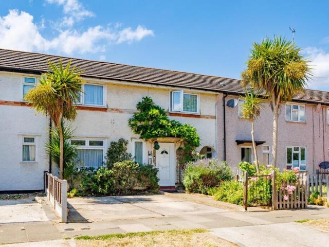 Terraced House for sale in Southend-on-sea
