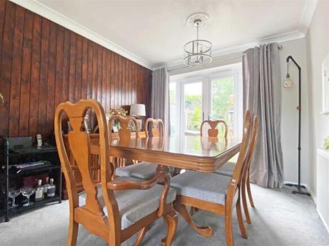 Cottage for sale in Moulsham, Chelmsford