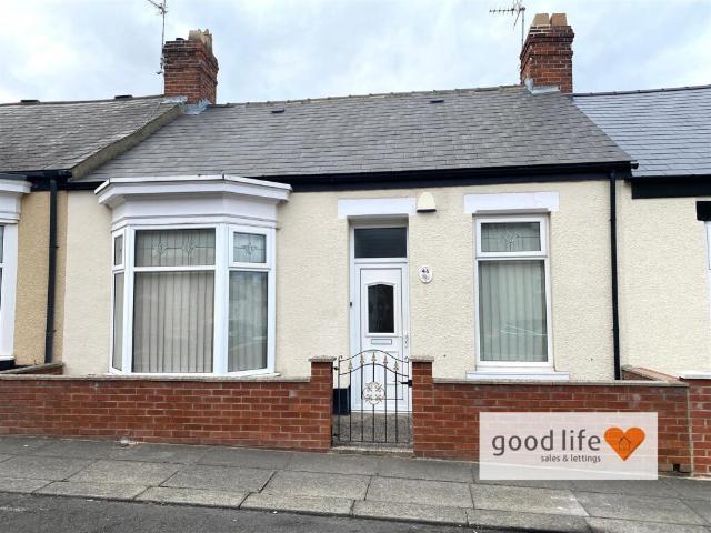 Terraced House for sale in Barnes
