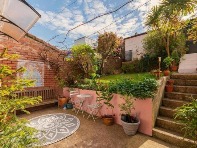 Cottage for sale in Feckenham, City Of Bristol