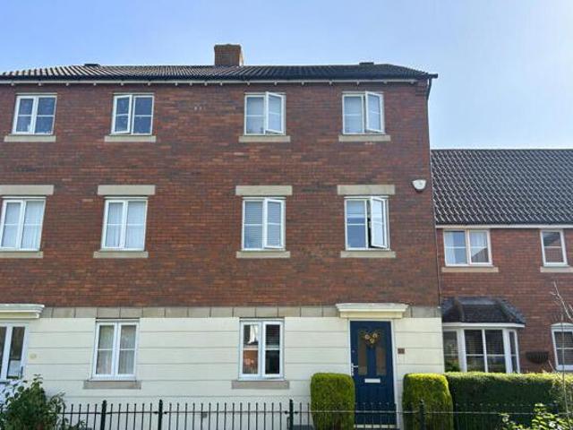 House for sale in Newtown, Tewkesbury