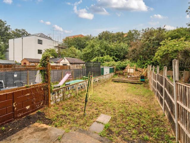Cottage for sale in Erith, Greater London