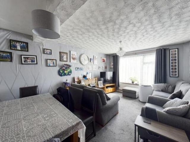 Cottage for sale in Putnoe, Bedford