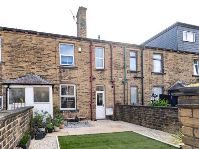 Cottage for sale in Baildon, West Yorkshire