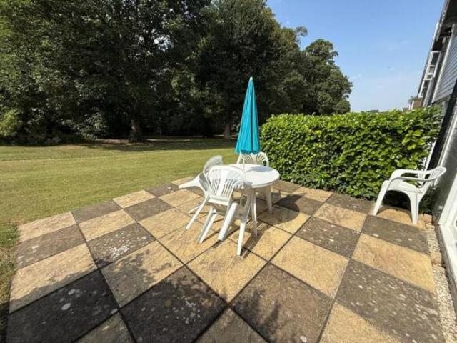 Cottage for sale in Overstone, Northamptonshire