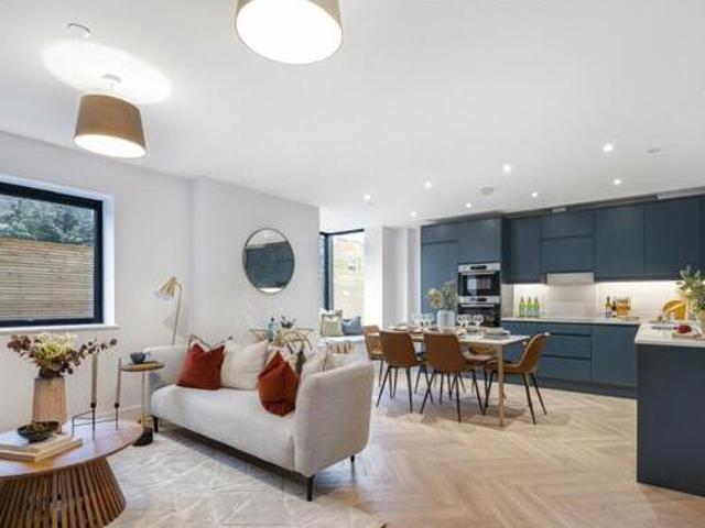 House for sale in London Borough of Croydon, Thornton Heath