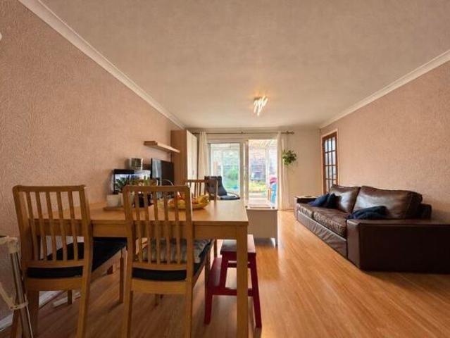 Cottage for sale in Luton