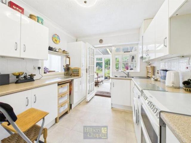 Cottage for sale in Hutton Mount, Navestock Side