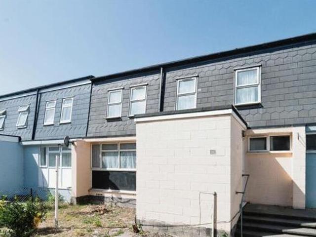 House for sale in Tilbury, Essex