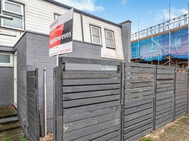House for sale in Tilbury, Essex