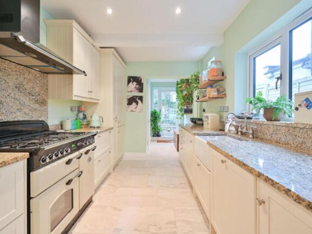Cottage for sale in Watford, Hertfordshire