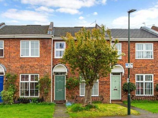 House for sale in Twickenham, Greater London