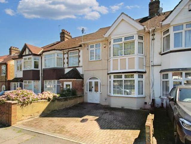 House for sale in Uxbridge, Greater London