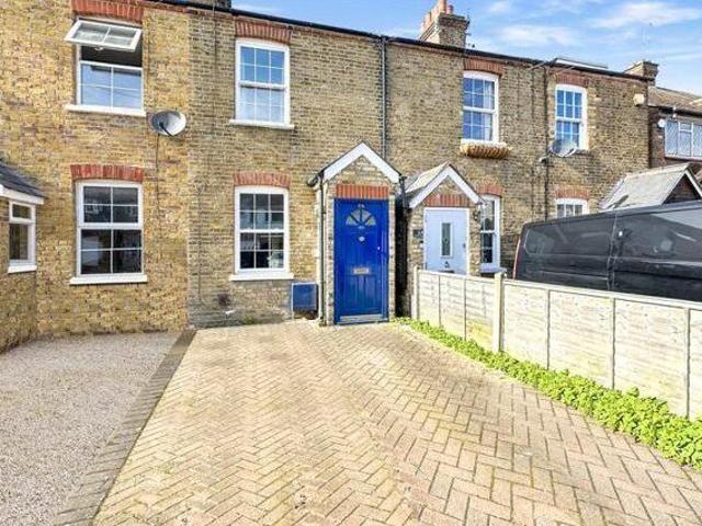 House for sale in Uxbridge, Greater London