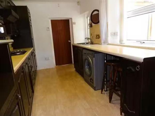 House for sale in Taibach