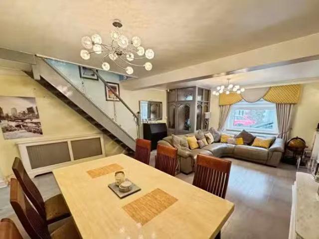 House for sale in Taibach