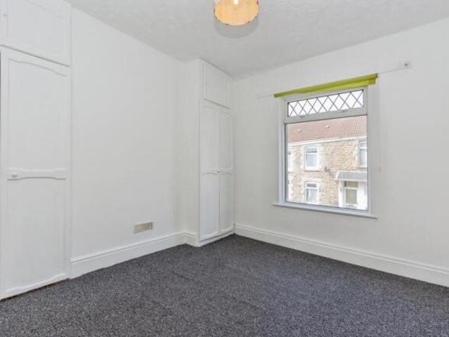 Cottage for sale in Cwmbwrla, Nangreaves