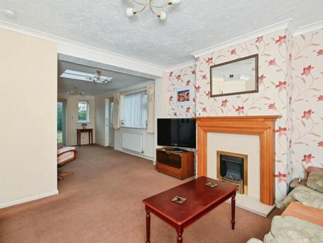 Cottage for sale in Sheerness, Oad Street
