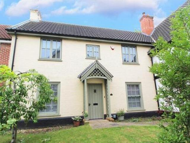 House for sale in Lyons, Greater London